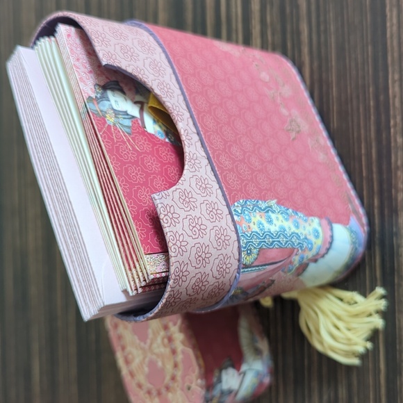 Beautiful set of 10 foiled geisha greeting cards - Picture 4 of 7